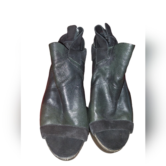 Eileen Fisher Womens size 8.5 waxed suede open toe black booties - Picture 2 of 10